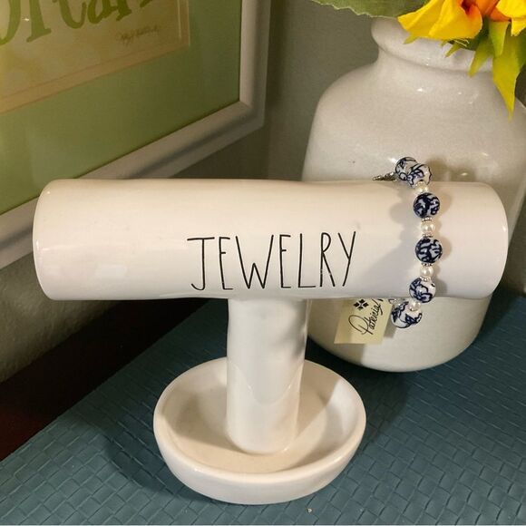 NWT Patricia Nash Blue Beaded Silver Ox and Pearl Stretch Bracelet #PNBR - Picture 3 of 4